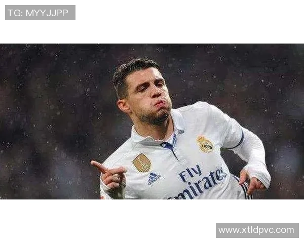 盘点当今足坛顶级球星：从梅西到哈兰德的辉煌足迹与未来潜力