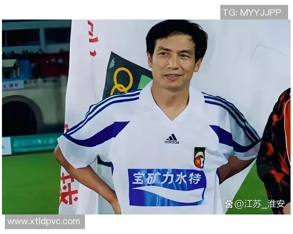 不为人知的足球明星们：那些默默奋斗在绿茵场的隐形英雄