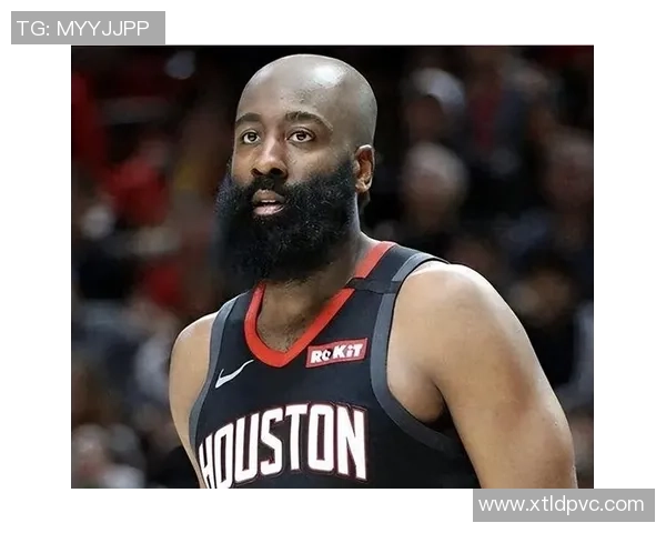 光头球星的传奇足坛之路与精神象征探析