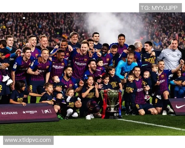 巴塞罗那足球球星的辉煌时刻与绿茵传奇故事解析 巴塞罗那足球球星的辉煌时刻与绿茵传奇故事解析